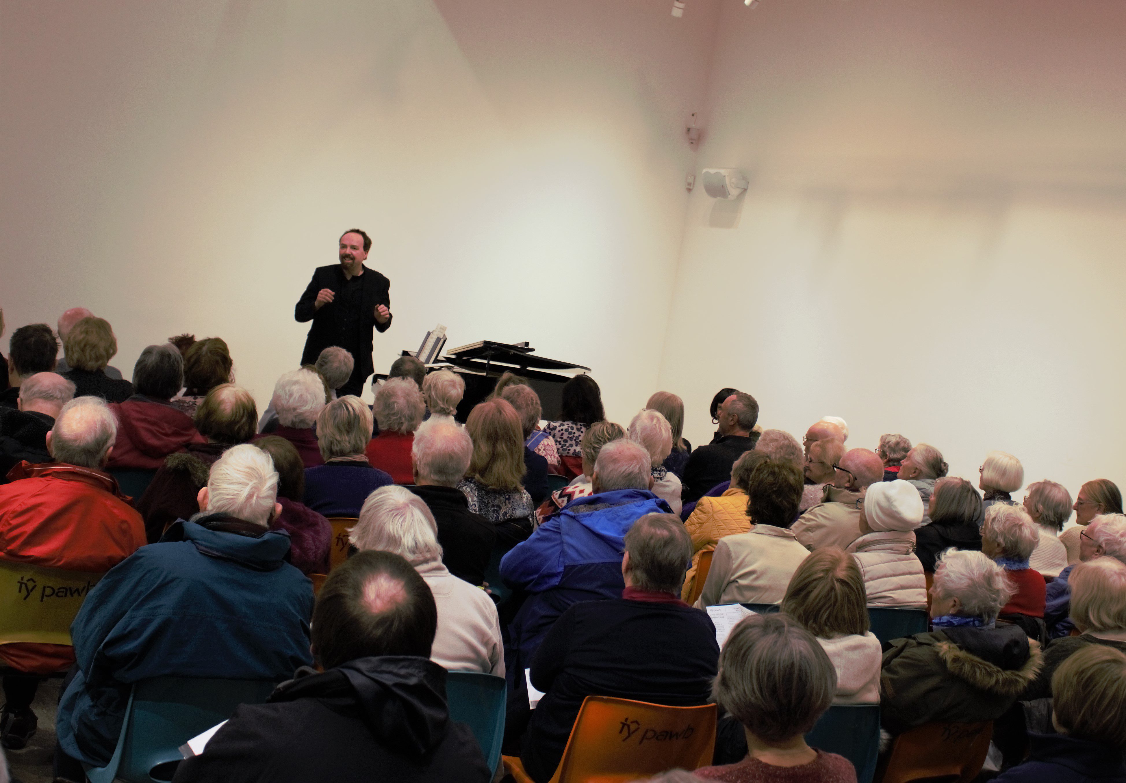 Free Lunchtime Concerts Continue at Tŷ Pawb