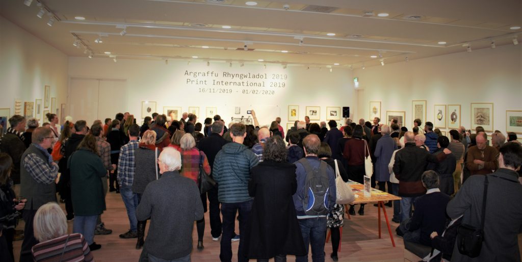 "Hugely popular" Tŷ Pawb exhibition to be extended