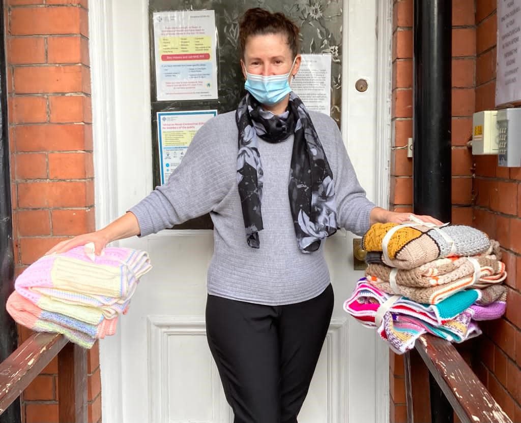 Close-knit community project delivers blankets to care home