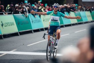 Lloyds Bank Tour of Britain - Wrexham Stage - Picture and video special