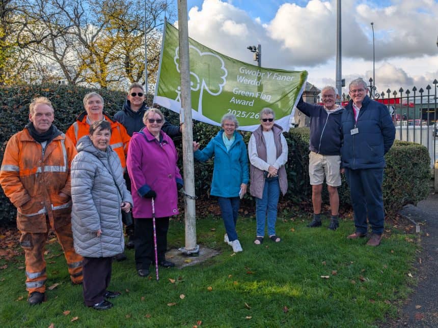 A new Green Flag raised at Bellevue Park