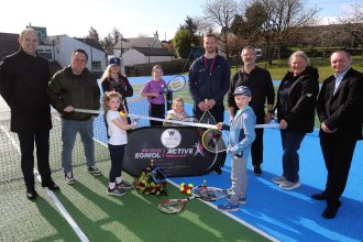Bwlchgwyn park tennis courts reopen after renovation