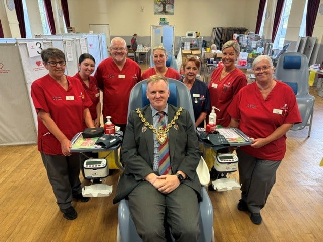 Mayor giving a blood donation
