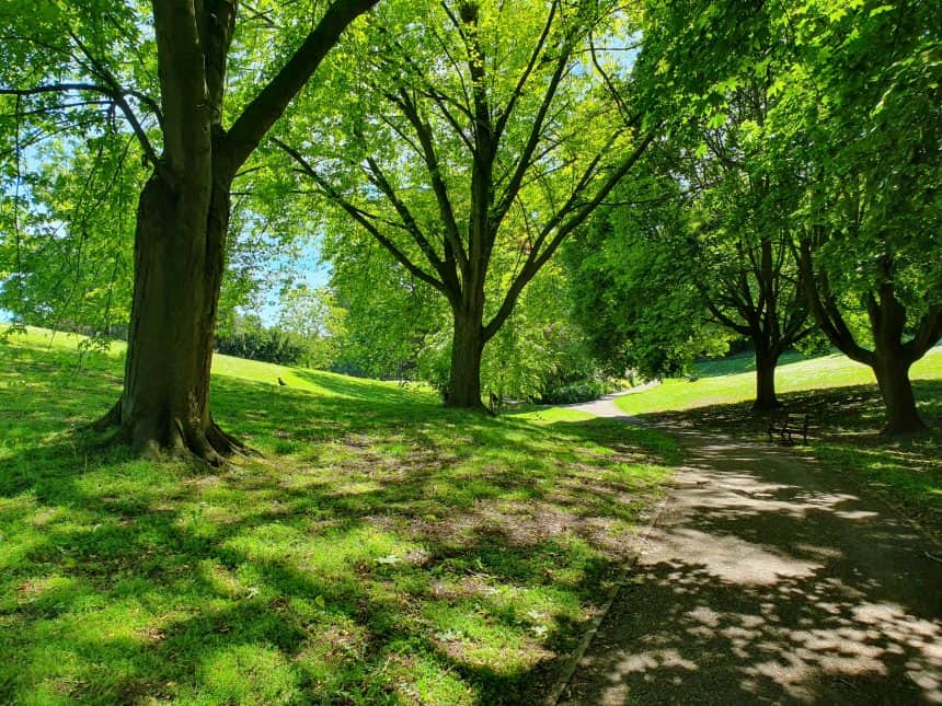 Wrexham Council backs Keep Wales Tidy’s reminder – Make Memories Not Mess this summer! 