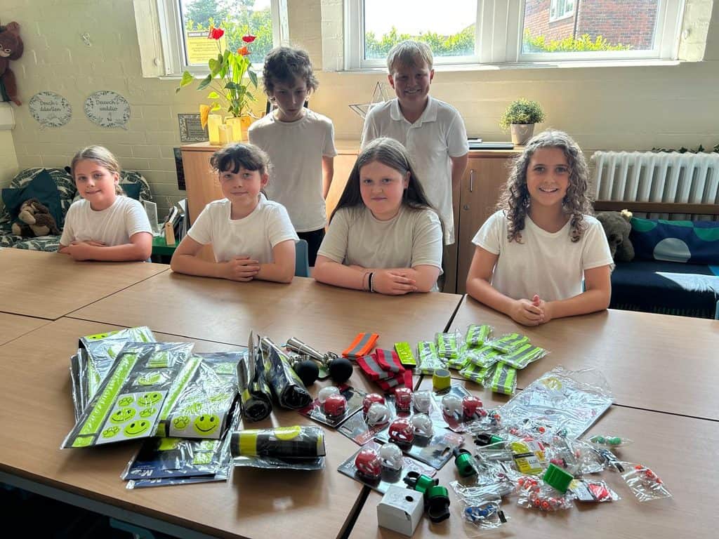 Aur i Gresffordd - Ysgol yr Holl Saint yn creu hanes yn Wrecsam!